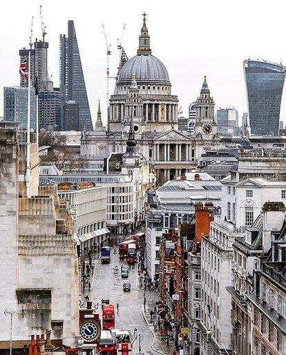 许多英国家庭用铜线网上办公，网速奇慢