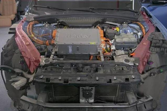 从一辆10万公里蔚来ES8拆解，看纯电动汽车的高压电安全设计