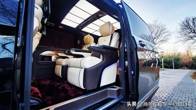 奔驰首款立标MPV！比迈巴赫配置更高，还支持5G，将成埃尔法劲敌
