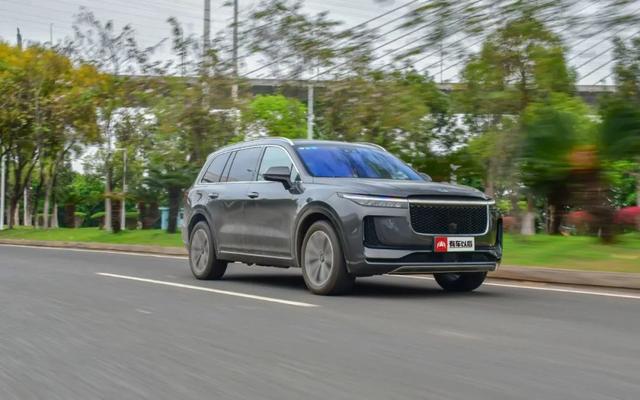 6/7座可选，不烧油可轻松跑126km，PHEV车型纯电续航最高记录诞生