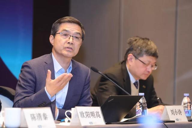 欧阳明高：PHEV繁荣期约10年，FCV出路在于创新