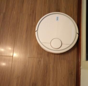 小米“哪吒”火了！1499模拟人脑思考，6m激光测距，网友：服气