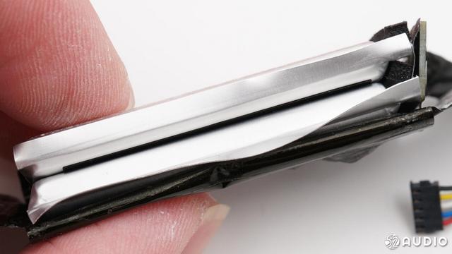 堆料最豪华的TWS耳机！亚马逊首款真无线产品 Echo buds 详细拆解