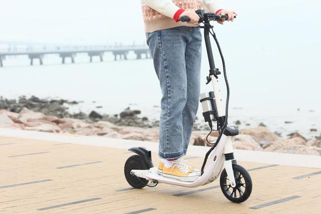 黑科技SmartDC-森石脉推出PowerBen能源堡360W移动电源