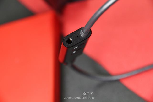 最便携的VR眼镜没有之一！HUAWEI VR Glass为何能当之无愧？