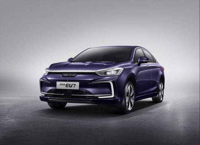 比亚迪是王者，但你知道那些卖得越来越好的新能源车吗？