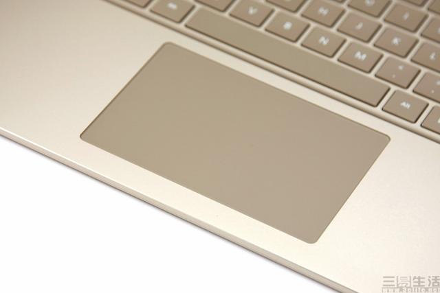这台轻薄本它性能不缩水！微软Surface Laptop 3评测