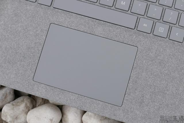 这台轻薄本它性能不缩水！微软Surface Laptop 3评测
