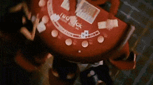 相较于德州扑克、老虎机这些赌场游戏，21 点亲民得多。