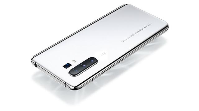 为什么现在的手机越卖越贵了？