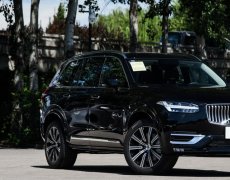 沃尔沃终于大爆发！新车霸气不输路虎，2.0T爆320马力，标配四驱