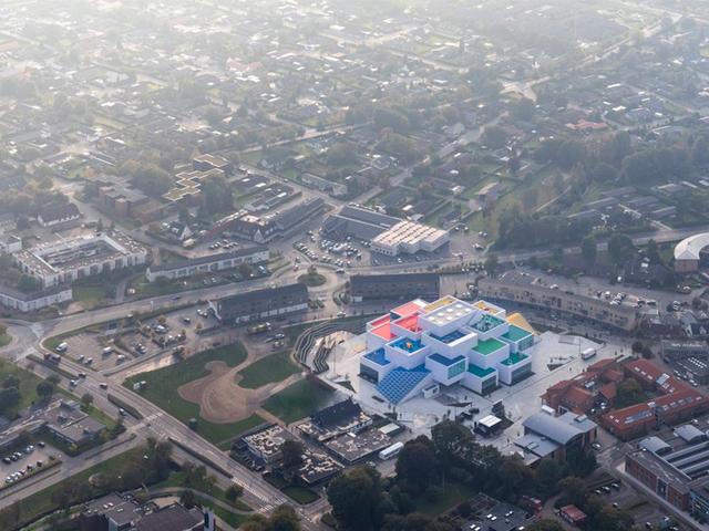 大神级建筑师亲自操刀，用乐高的方式盖房子。I 比隆·乐高之家