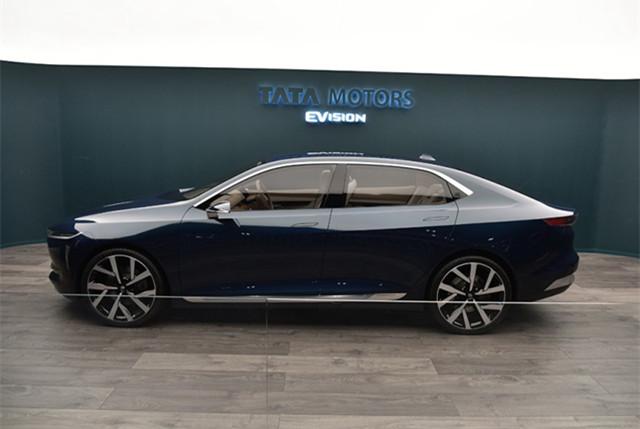 印度版“特斯拉”来了，气场不输奔驰E级，配无框车门，油耗4L