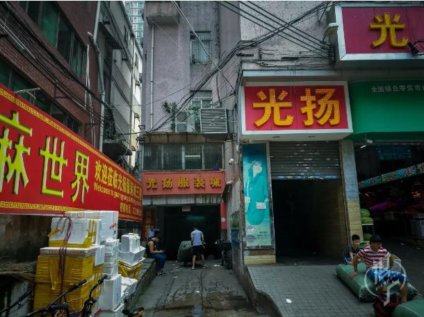 电商冲击下逐渐衰败的千年商都广州，将靠网红再续辉煌？