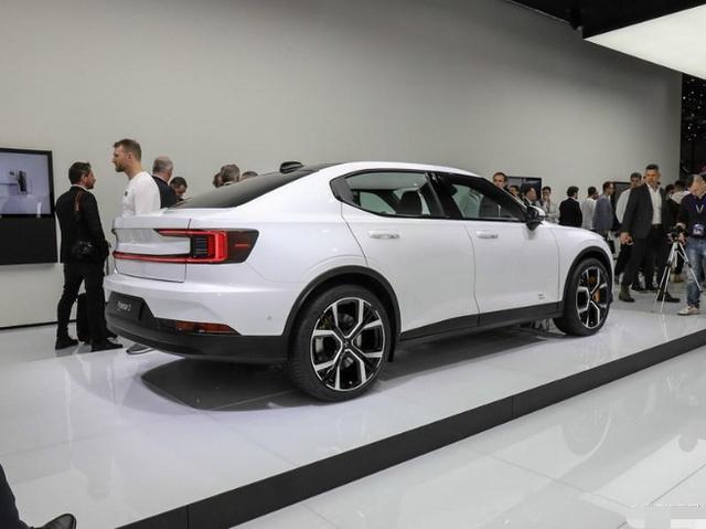 李书福电动豪车上市，将正面硬杠特斯拉！看马斯克还敢狂不？