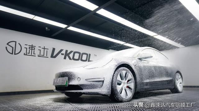 成都26岁水产余哥，特斯拉贴威固隐形车衣，深沉小伙变身硬汉