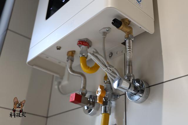 云米互联网燃气热水器Zero体验：全屋管道零冷水 秒出热水不用等