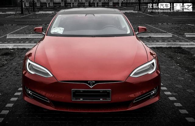 贴纸骗开雨刷/30秒盗取特斯拉 智能汽车安全远比想象中脆弱