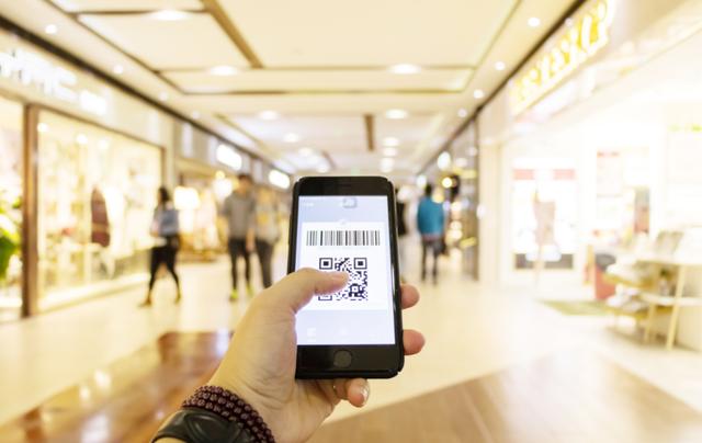 商场“反杀”纯电商的方法，终于找到了