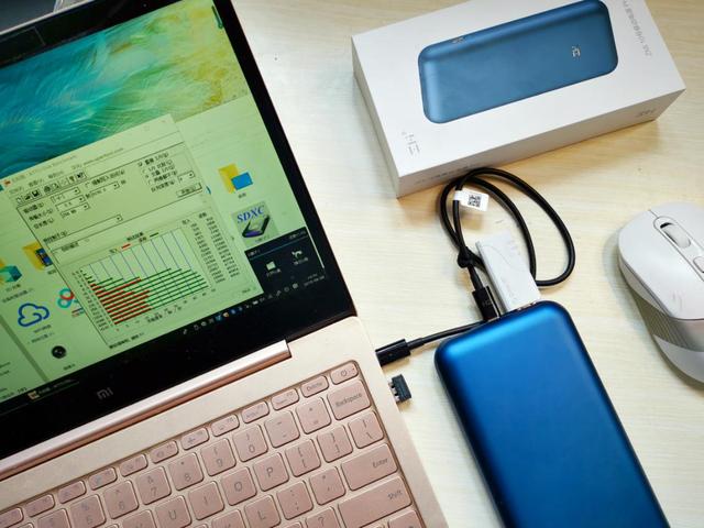 紫米又推新品，不仅支持手机笔记本充电，还能实现USB扩展