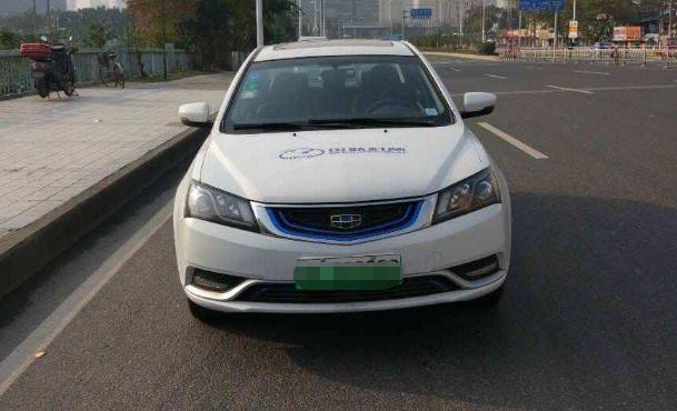 第一批“吃螃蟹”买绿牌车的人怎么样？车主：早知今日，悔不当初