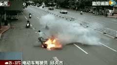 锂电池技术关键突破：水淹火烧重击短路都不炸！特斯拉蔚来要流泪