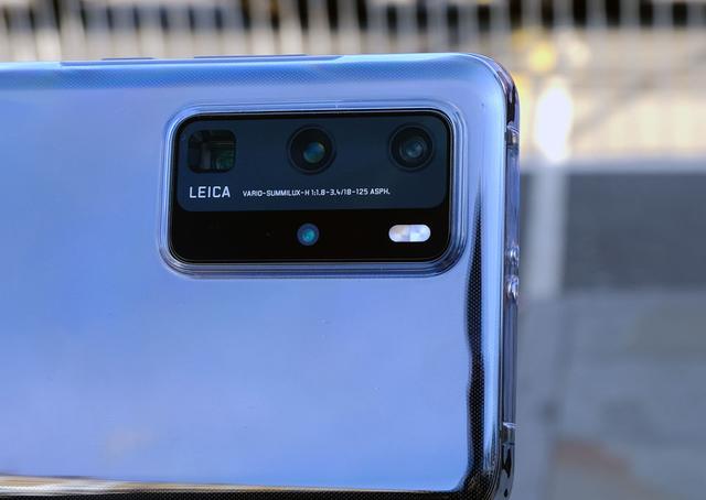 华为发布会对小米只字未提，雷军这回很尴尬