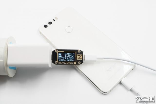 10V3A SCP？华为第二代65W PD充电器开箱评测