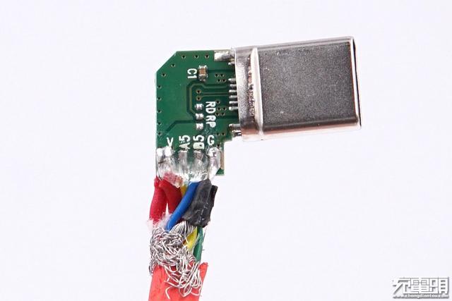 我们拆了红魔100W USB-C快充数据线：这做工，小米都汗颜