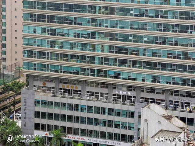 麒麟820首发机究竟值不值？2399元起的荣耀30S评测