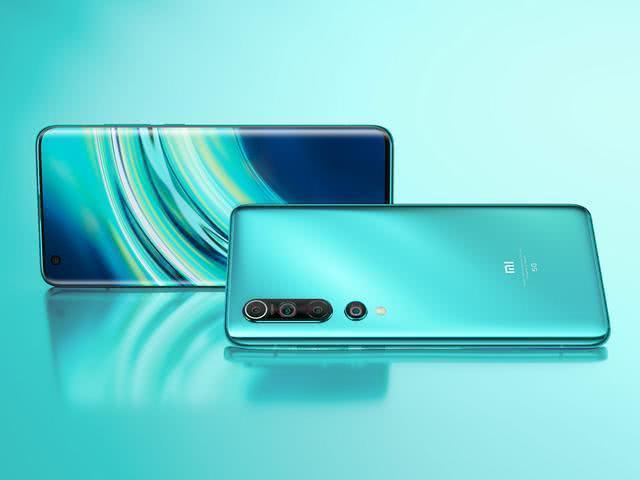 华米对决：荣耀V30 PRO和小米10谁是值得选的5G旗舰？