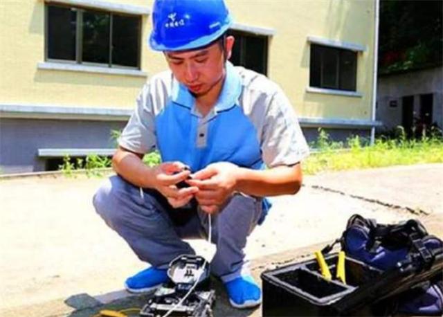 为啥中国移动会“免费送宽带”？得知其套路后，网友：又上当了！