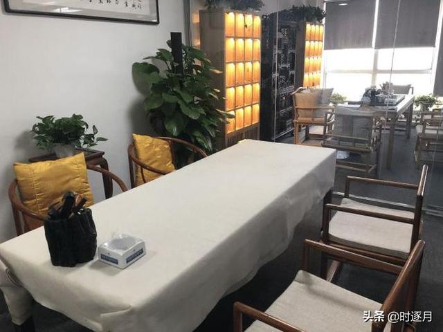 60万官窑瓷器被快递打碎，快递只赔2万，法院一锤定音