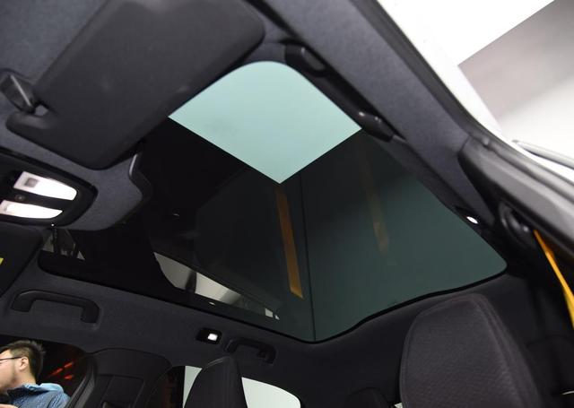 别老盯着特斯拉了，沃尔沃新车国产，4秒破百，比自主品牌还便宜