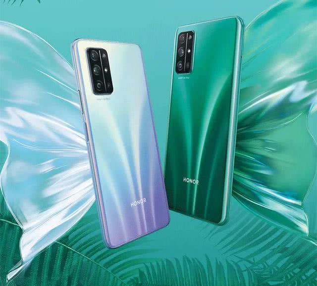 冤家路窄，2500元的档的5G手机战争，看看谁将更胜一筹