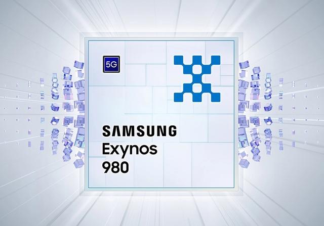 年轻人的第一台5G手机，980芯片+4500mah+181g，新材料引博主好评