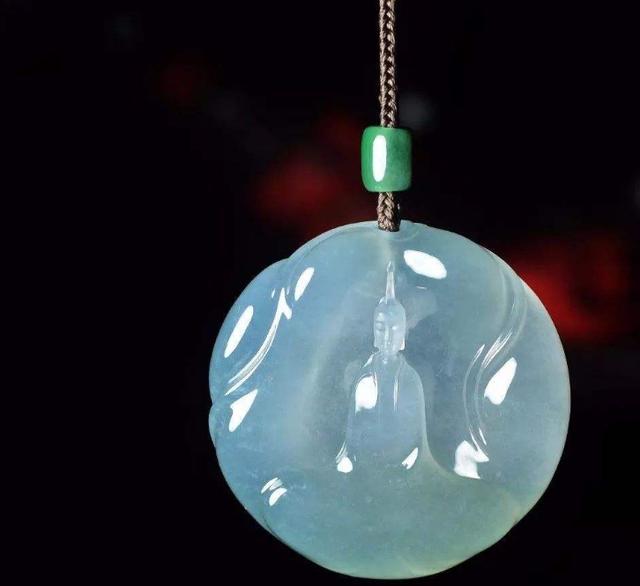 互联网风口之下，玉石行业再度洗牌，玉雕销售如何才能适应市场？