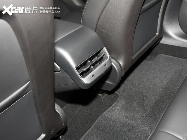 进口的不香了？售价不到30万，国产Model 3值得入手吗？