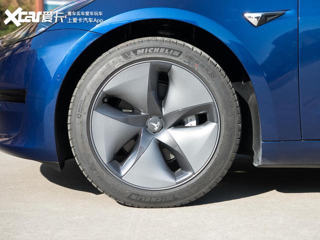 进口的不香了？售价不到30万，国产Model 3值得入手吗？