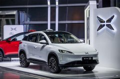 车顶摄像头、透明A柱、中控机器人、B柱密码锁，这些配置谁最实用