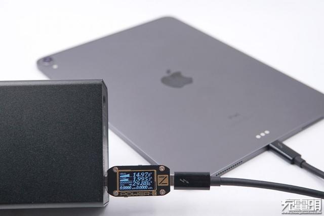 突破常规PD100W！搭载SmartDC 360W超大功率PowerBen评测SMP-360W