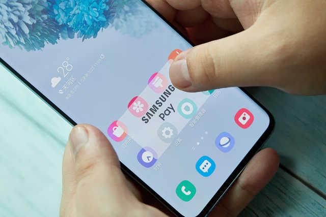 可能是世界上目前最优秀的屏幕？苹果只能做小弟