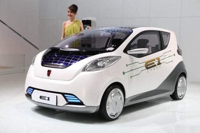 开纯电动车跑高速，车主气得想砸车：这是买了个“爹”啊