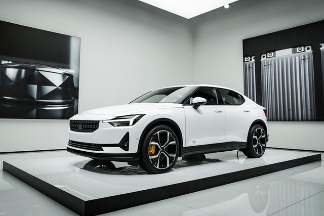 你为什么宁可升级小钢炮，也不愿意买加速更猛的电动车