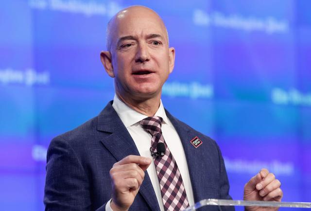 最有钱不是最聪明？贝索斯称大学时觉得自己不聪明才学了计算机