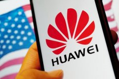 美国再次打压华为！网友们彻底怒了，要求封禁安卓与苹果？