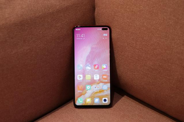 最便宜5G手机已降至1708，索尼IMX686+4500mAh，你还会考虑4G吗？