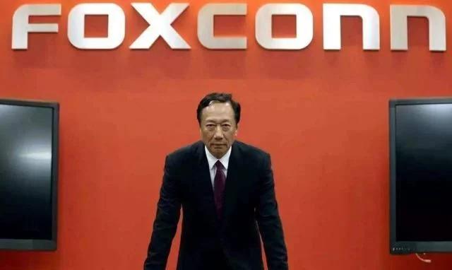 富士康又摊上事了！郭台铭“喝凉水都塞牙”？网友：扶不起的阿斗