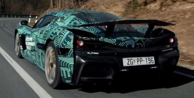 不看热闹看门道，这几项汽车黑科技让人脑洞大开