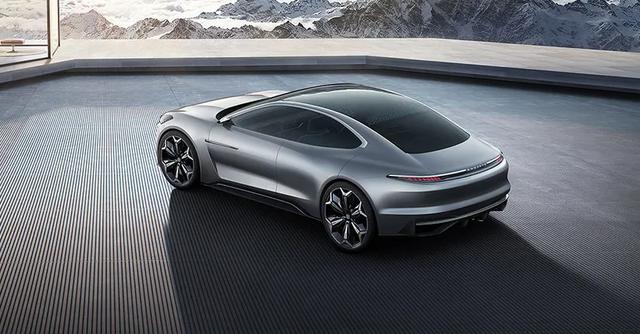 长着套娃脸的蔚来ET小鹏P7天际ME-S比亚迪汉，究竟谁抄了谁？